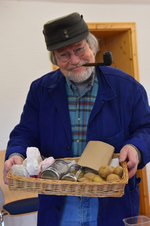 Der bekannte Autor und Humorist Volker C. Jacoby ist auch dabei