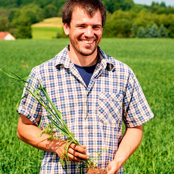 Ein Landwirt unserer Partnerbetriebe